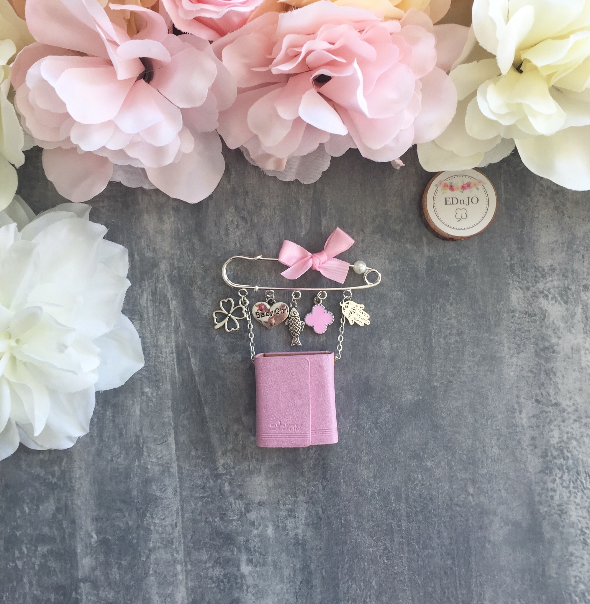 Broche T argenté sans prénom 4 Cadeau de naissance porte bonheur, broche personnalisée téhilim